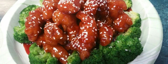 Order S8. Sesame Chicken food online from Great China store, Madison on bringmethat.com