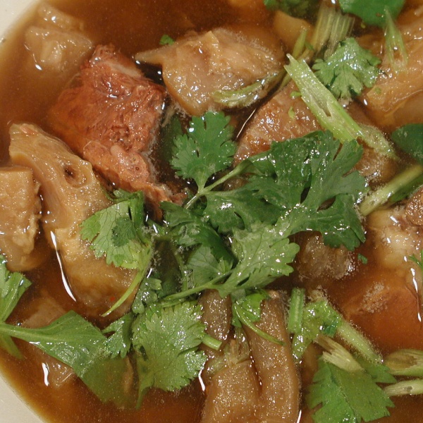 Order 46. Beef and Tendon Stew food online from Khun Dang Rest store, North Hollywood on bringmethat.com