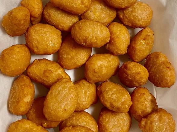 Order 10 Pieces Of Mac & Cheese Bites food online from North End Pizza store, Las Vegas on bringmethat.com