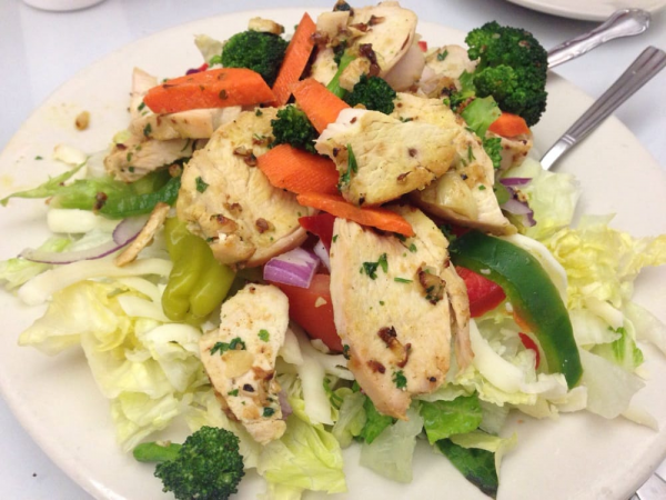 Order Jamie's Salad food online from Victorio's Ristorante store, North Hollywood on bringmethat.com