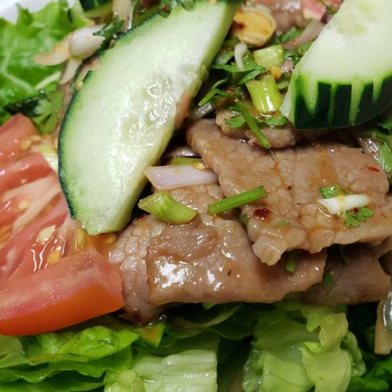 Order 9. Beef Salad - Yum Nuer food online from Vientiane Restaurant store, West Sacramento on bringmethat.com