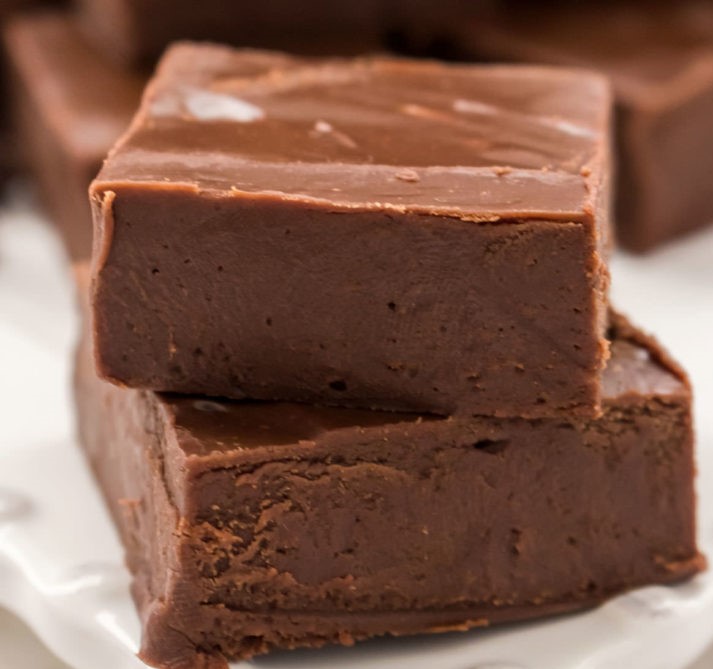 Order Chocolate Fudge food online from Trunnell Gourmet Deli On 54 store, Owensboro on bringmethat.com
