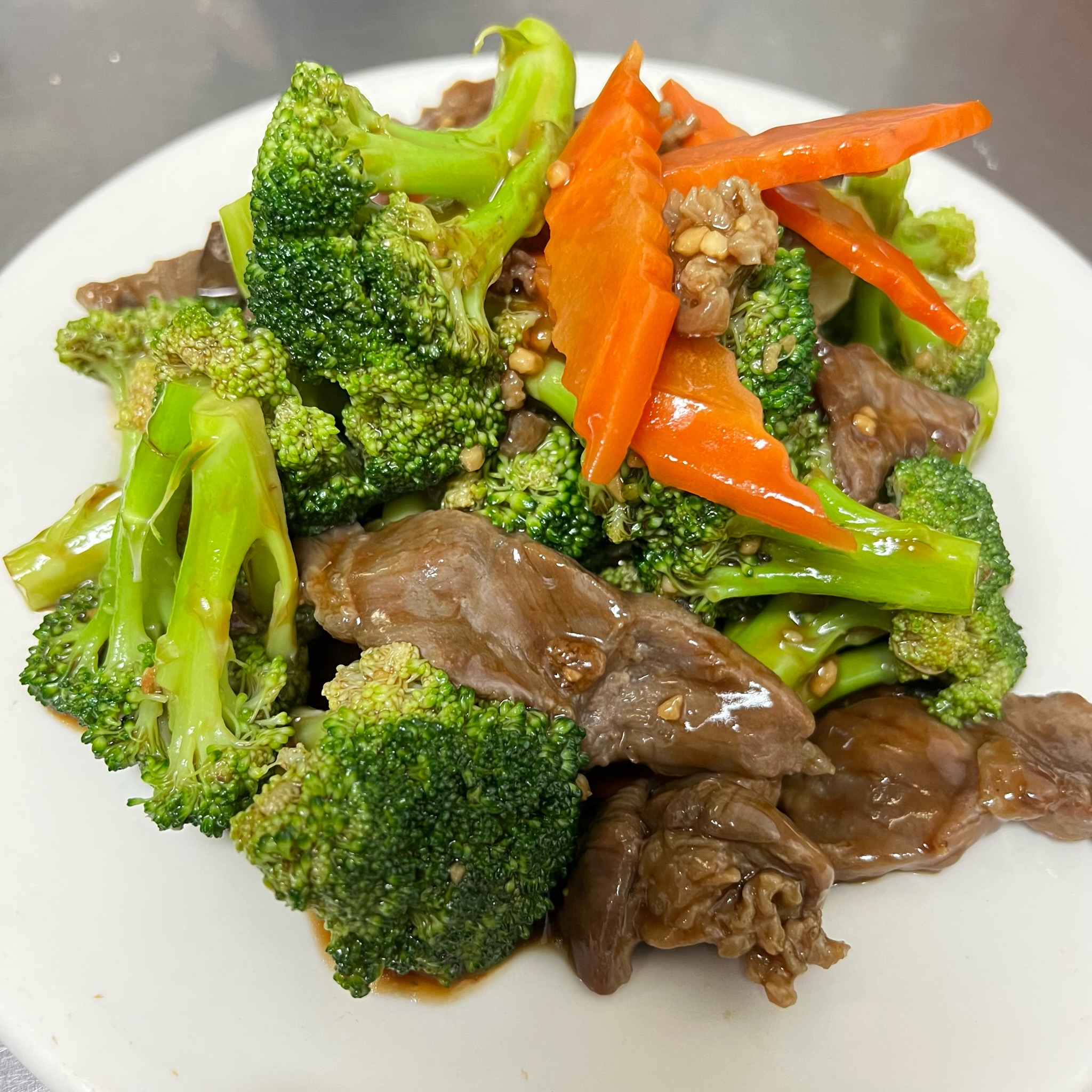 Order Beef w/ Broccoli food online from Fortune Cookie store, Oakland on bringmethat.com