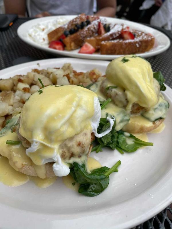 Order SALMON BENEDICT food online from Golden Apple Grill & Breakfast House store, Chicago on bringmethat.com