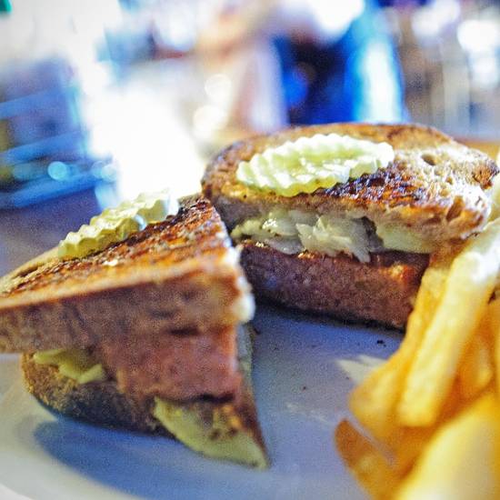 Order Beyond Patty Melt food online from 7 Mile House store, Brisbane on bringmethat.com