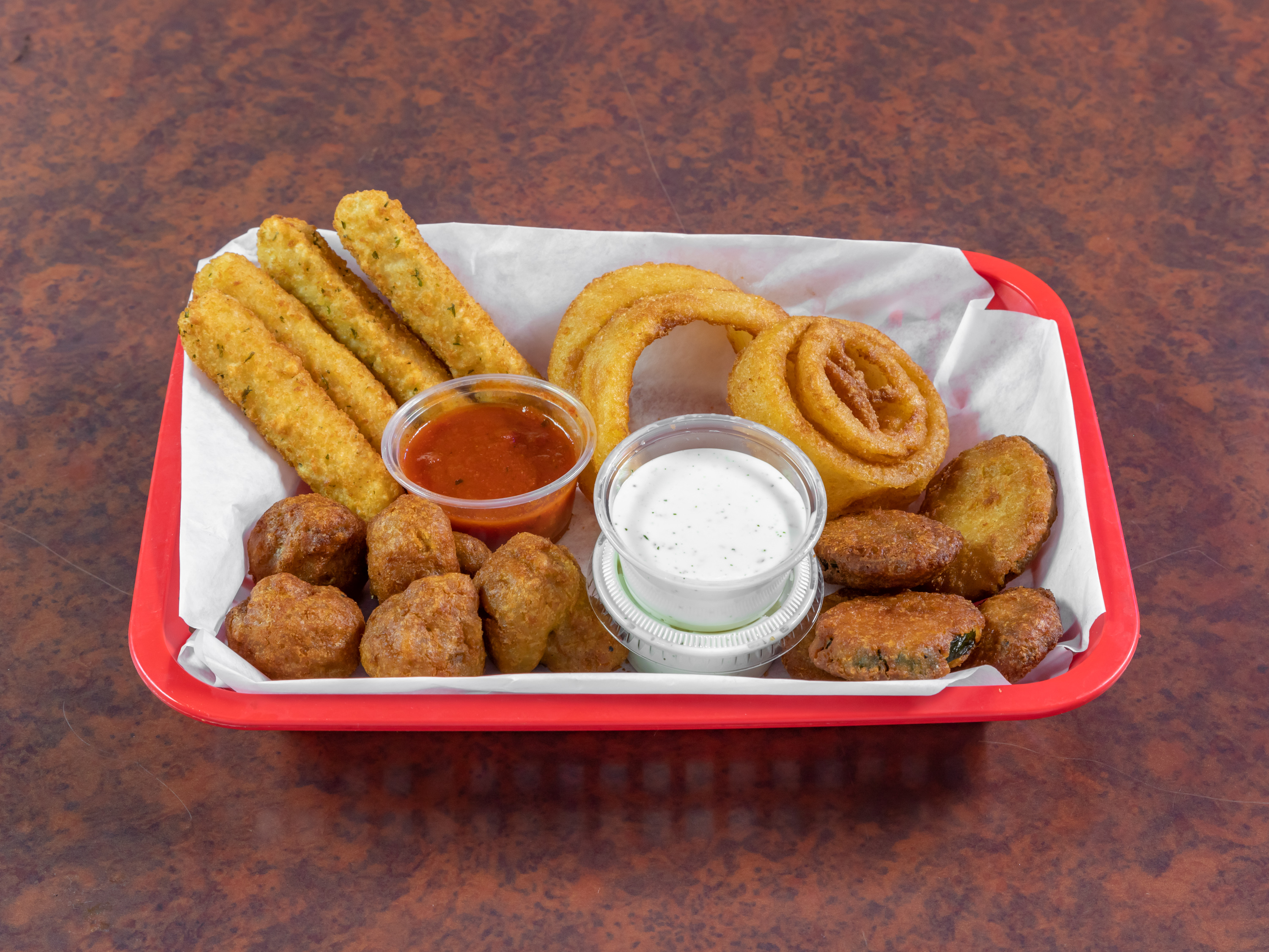 Order Winners Combination Basket food online from Tailgaters Sports Bar & Grill store, Glendale on bringmethat.com