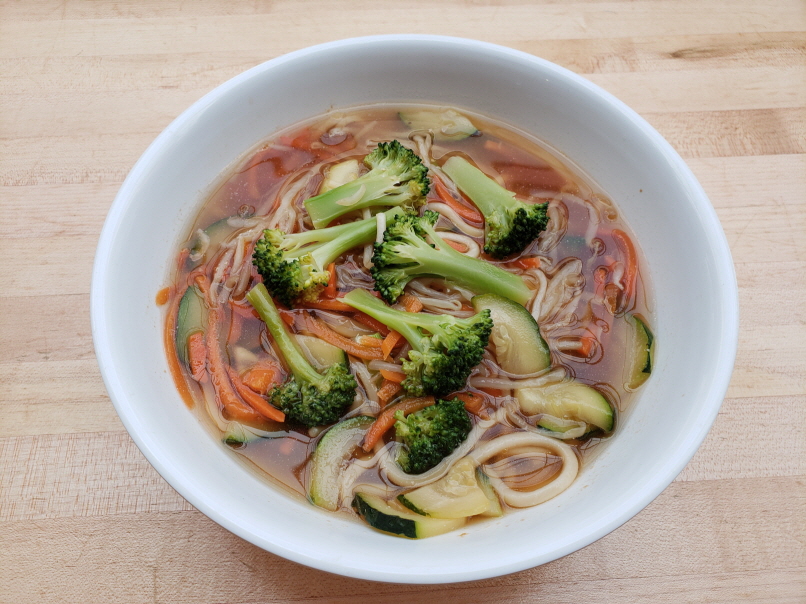 Order Veggie Noodle Soup food online from Bulgogi Korean Bbq store, Bellevue on bringmethat.com
