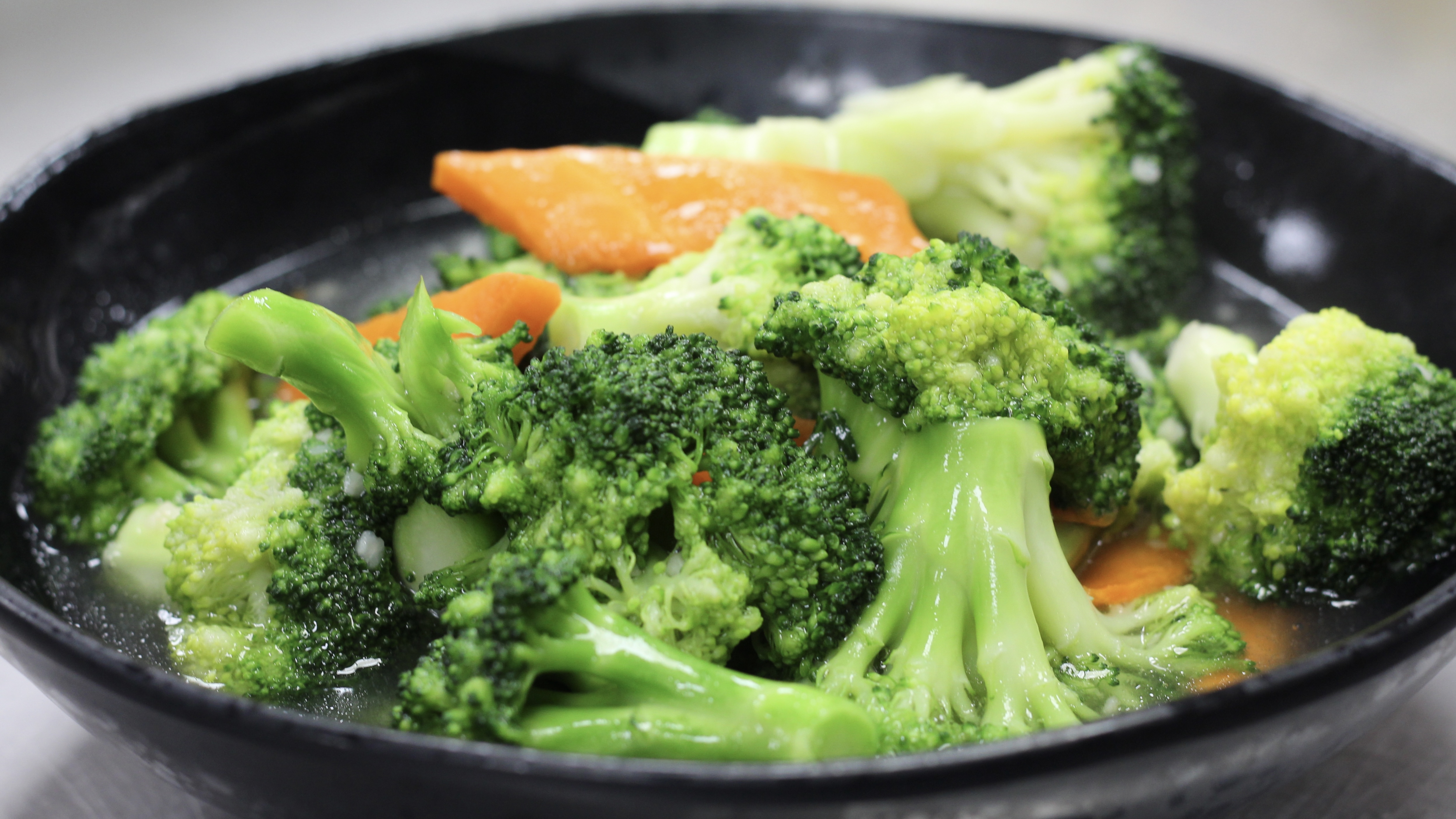 Order C12. Broccoli w. Garlic Sauce food online from Captain King Seafood City store, Memphis on bringmethat.com