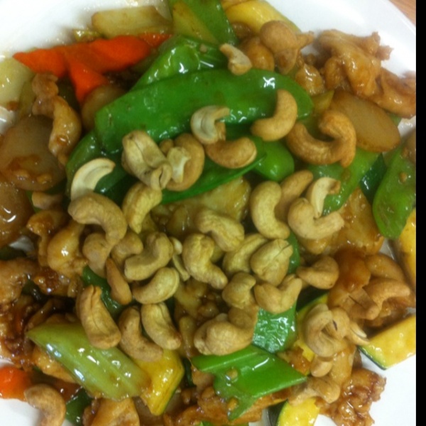 Order Chicken with Cashew Nut food online from Chang's kitchen store, San Francisco on bringmethat.com