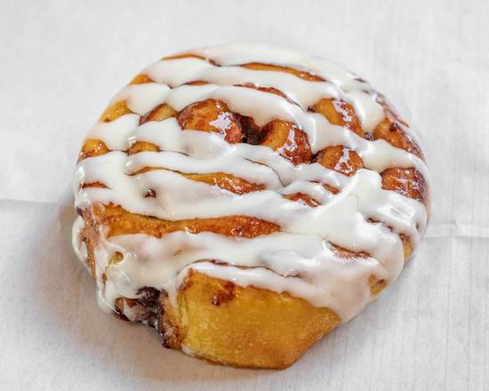 Order Cinnamon Roll food online from Perfectos Caffe store, North Andover on bringmethat.com