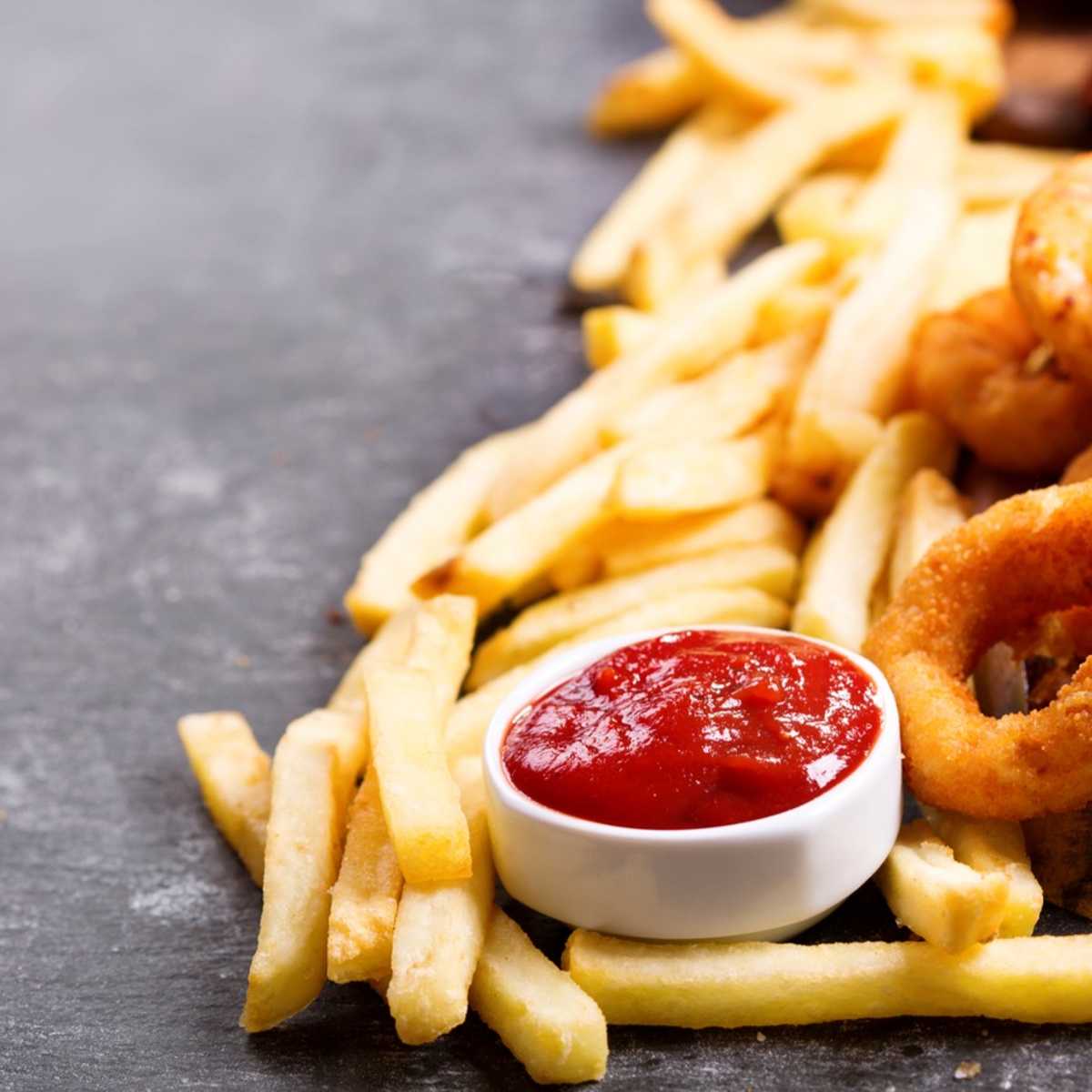 Order Combo Fries & Onion Rings food online from Jackson Hole store, Englewood on bringmethat.com