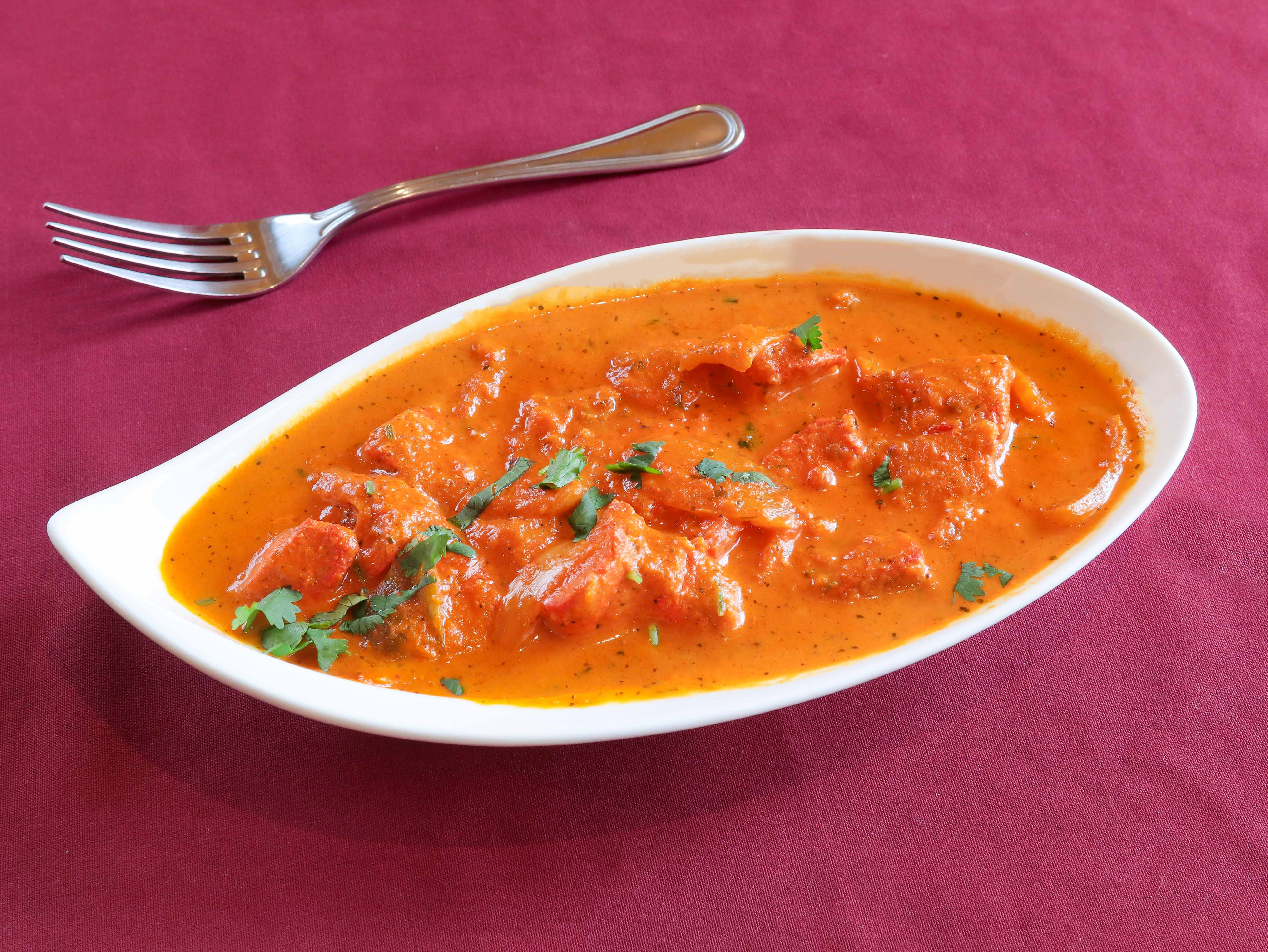 Order Chicken Tikka Masala food online from Indian Sizzler  store, Newark on bringmethat.com