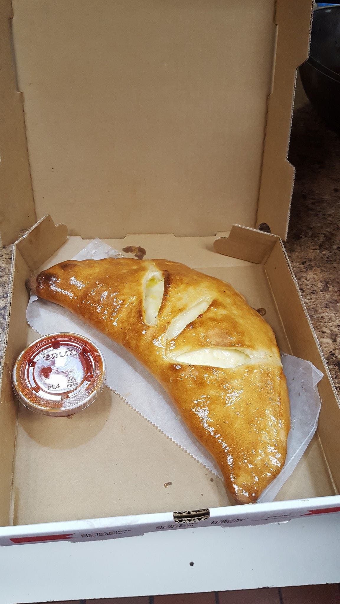 Order Cheese Calzone - Small food online from Luigi's Pizzarama store, Levittown on bringmethat.com
