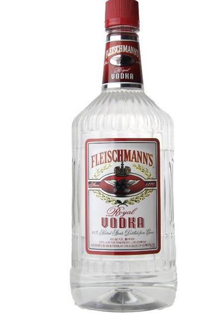 Order Fleischmann's Vodka 750ML food online from Windy City Liquor Market store, El Cajon on bringmethat.com