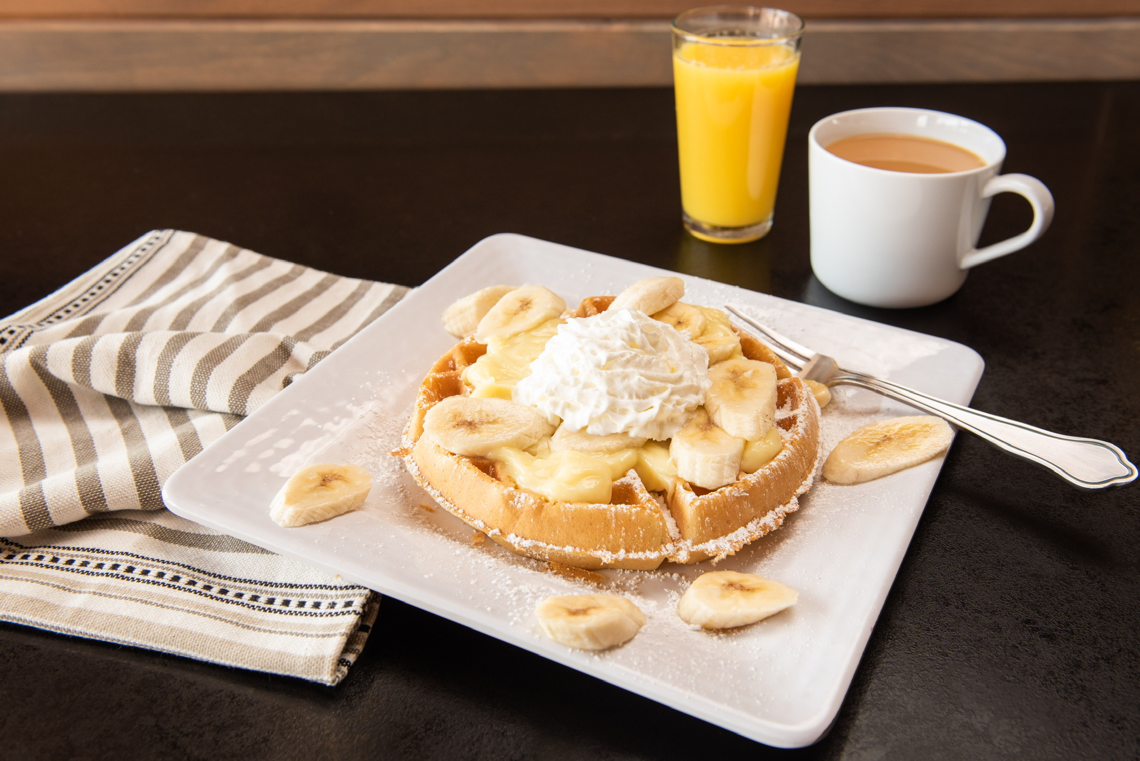 Order Banana Creme Waffle food online from Wally Waffle store, Akron on bringmethat.com