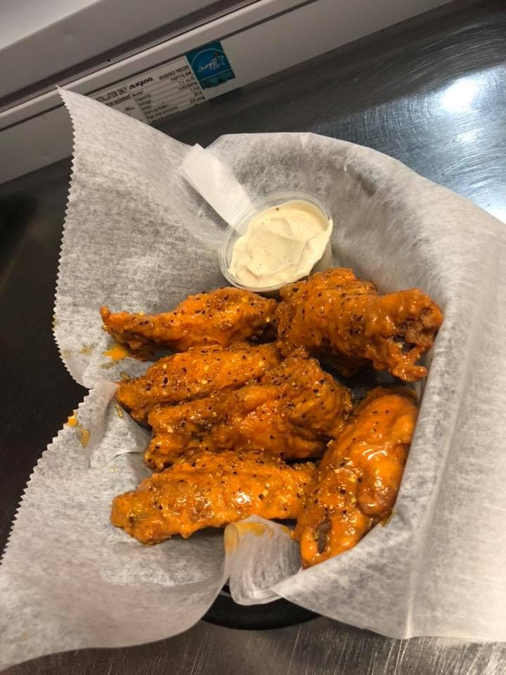 Order Jumbo Wings - 6 Pieces food online from PeppeBroni's Pizza store, Morgantown on bringmethat.com