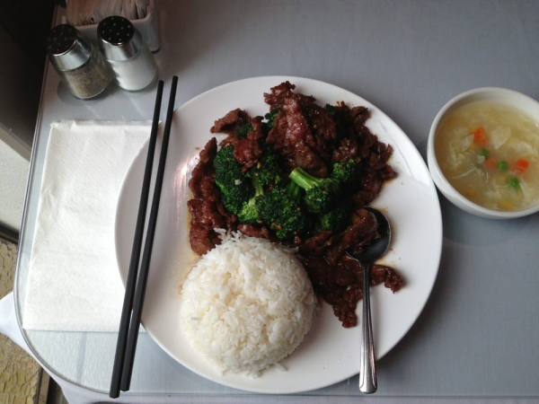 Order 103. Vegetable Beef food online from Taste of sichuan store, Lynnwood on bringmethat.com