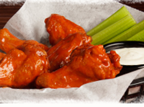 Order Classic Wings food online from Round Table Pizza store, Poway on bringmethat.com