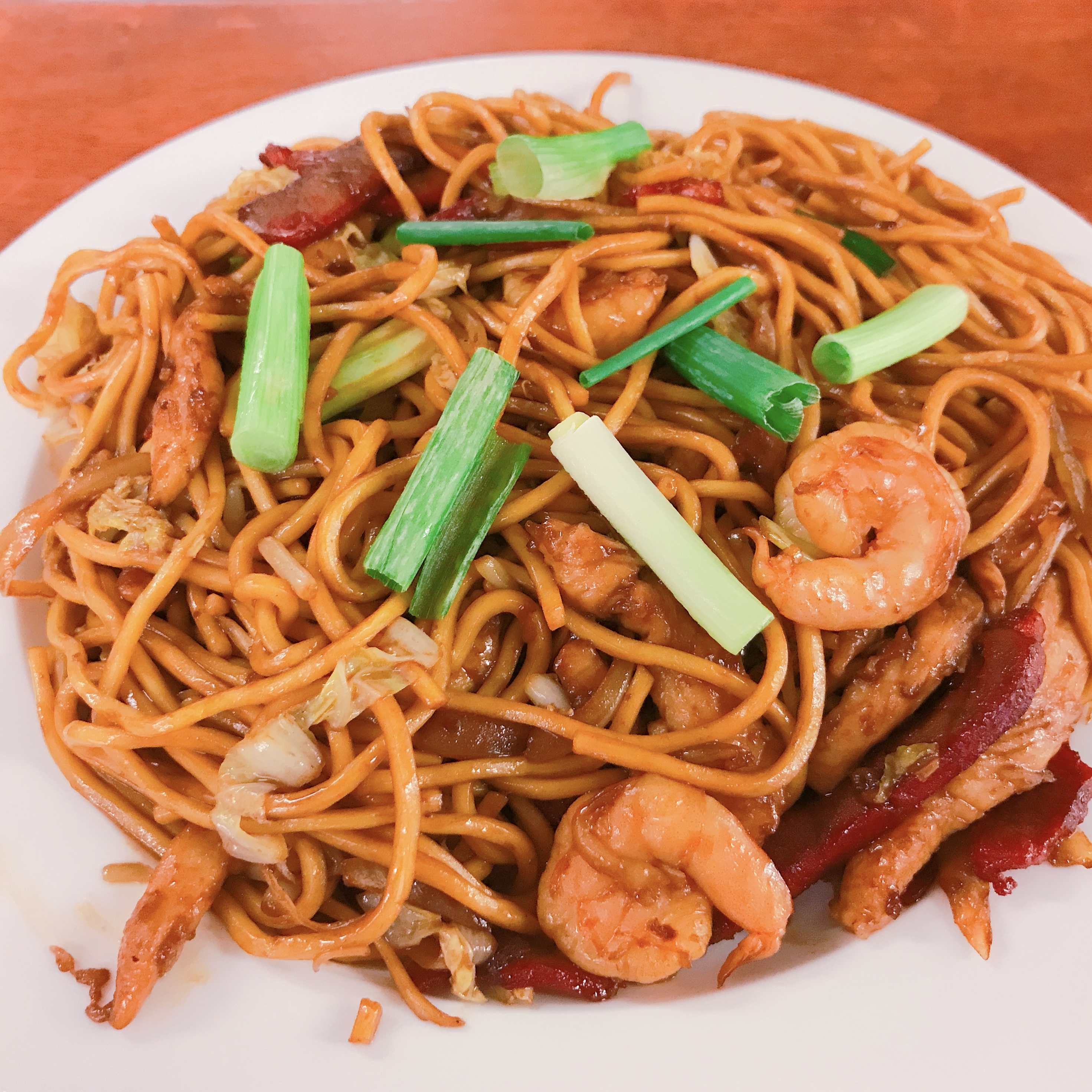 Order House Special Lo Mein food online from Eighty Eight Cafe store, Winchester on bringmethat.com