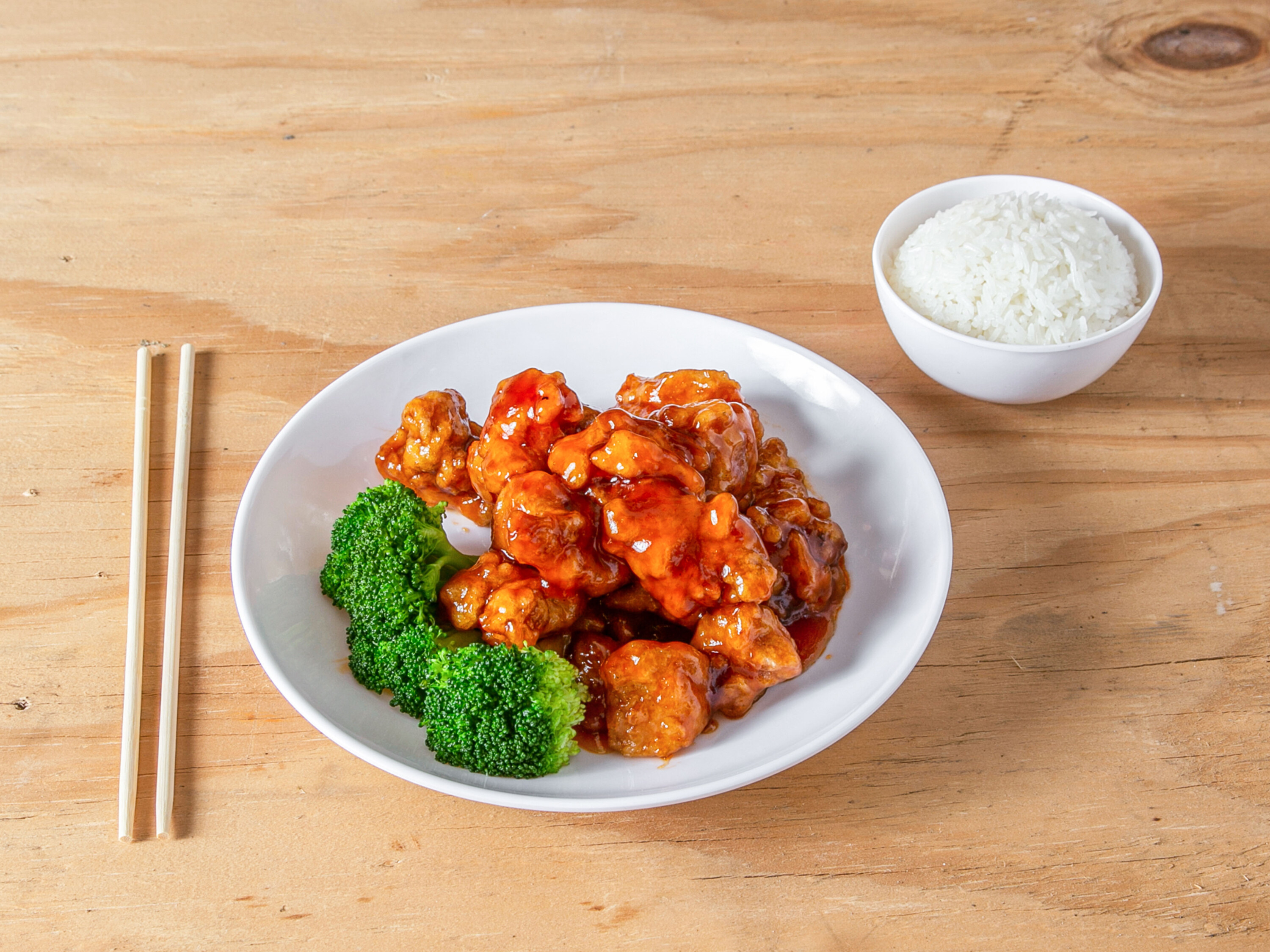 Order H1. General Tso’s Chicken food online from Golden Dragon store, East Orange on bringmethat.com