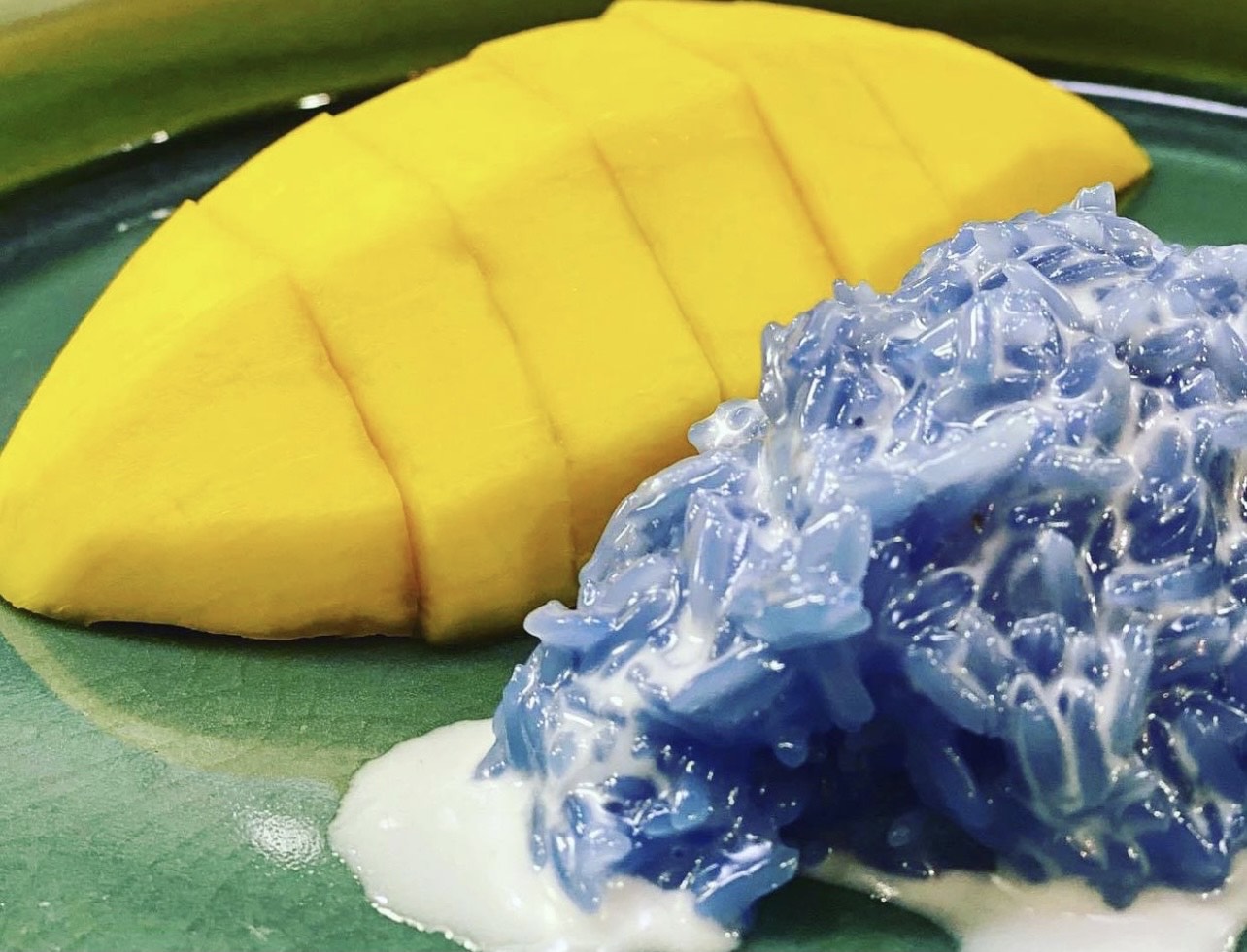 Order Mango Sticky Rice food online from Rice And Curry store, Ambler on bringmethat.com