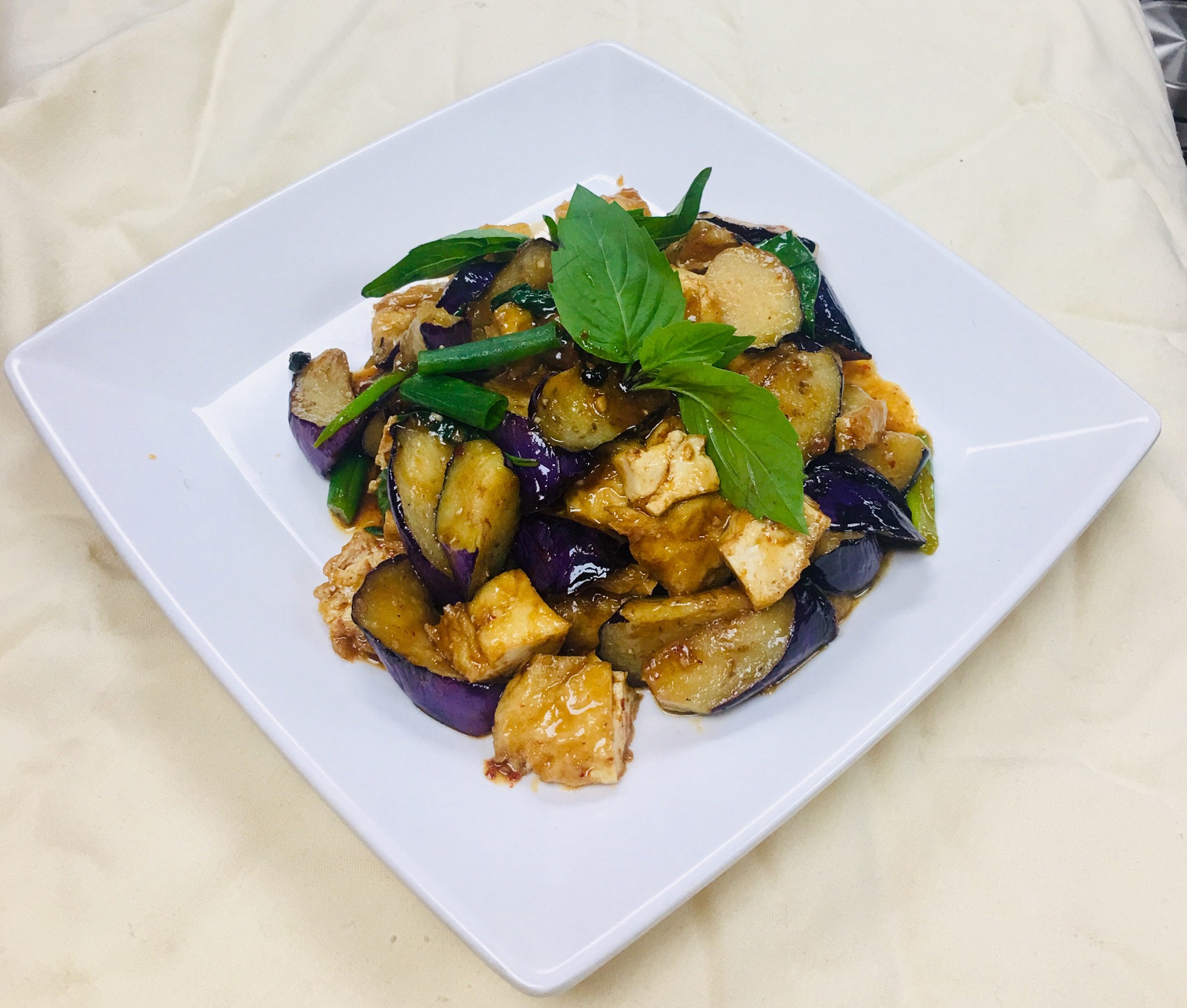 Order Eggplant and Tofu food online from 22 Thai Cuisine store, New York on bringmethat.com