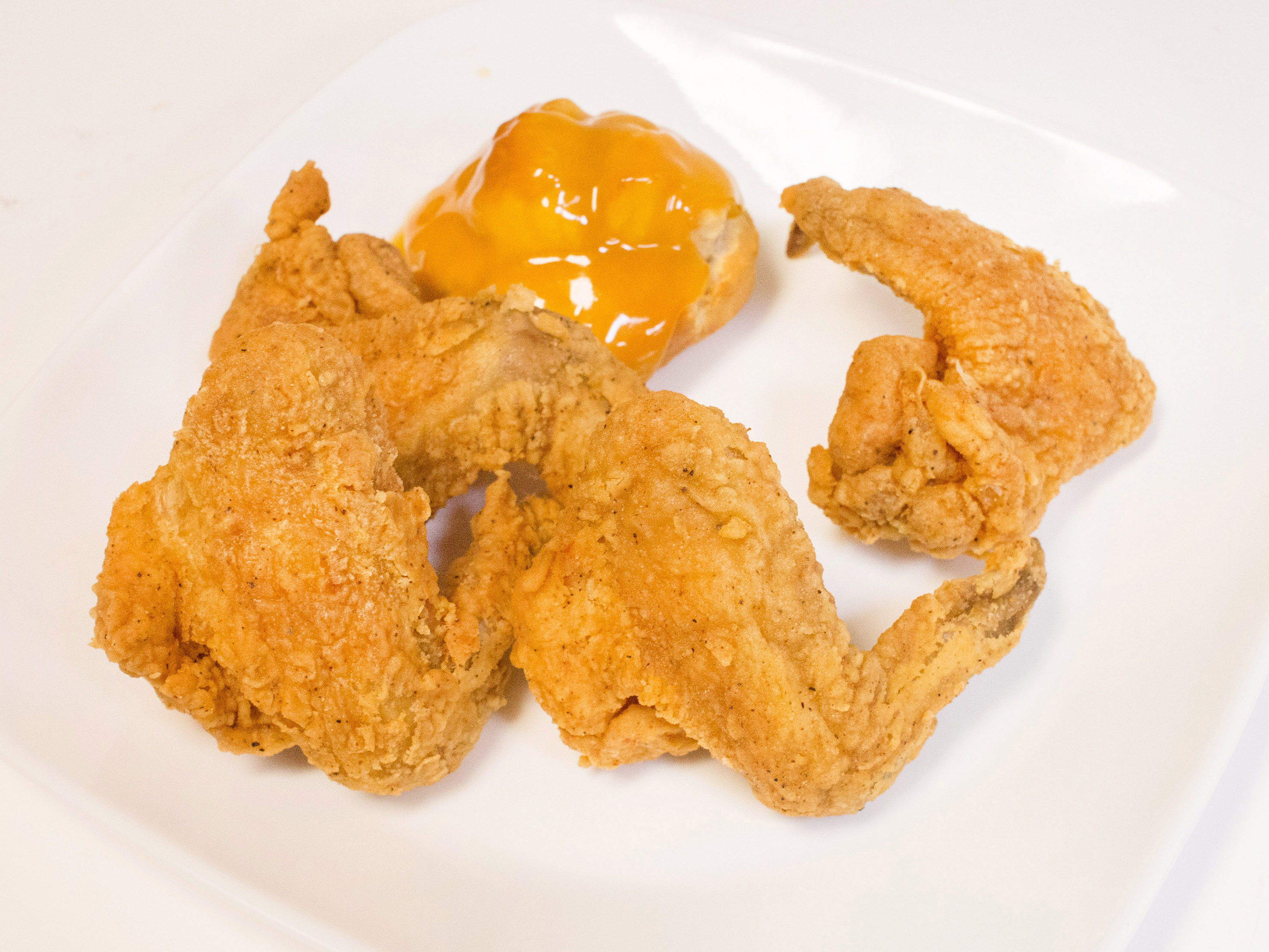 Order Wing Dings food online from Ultimate Pizza store, Howell on bringmethat.com
