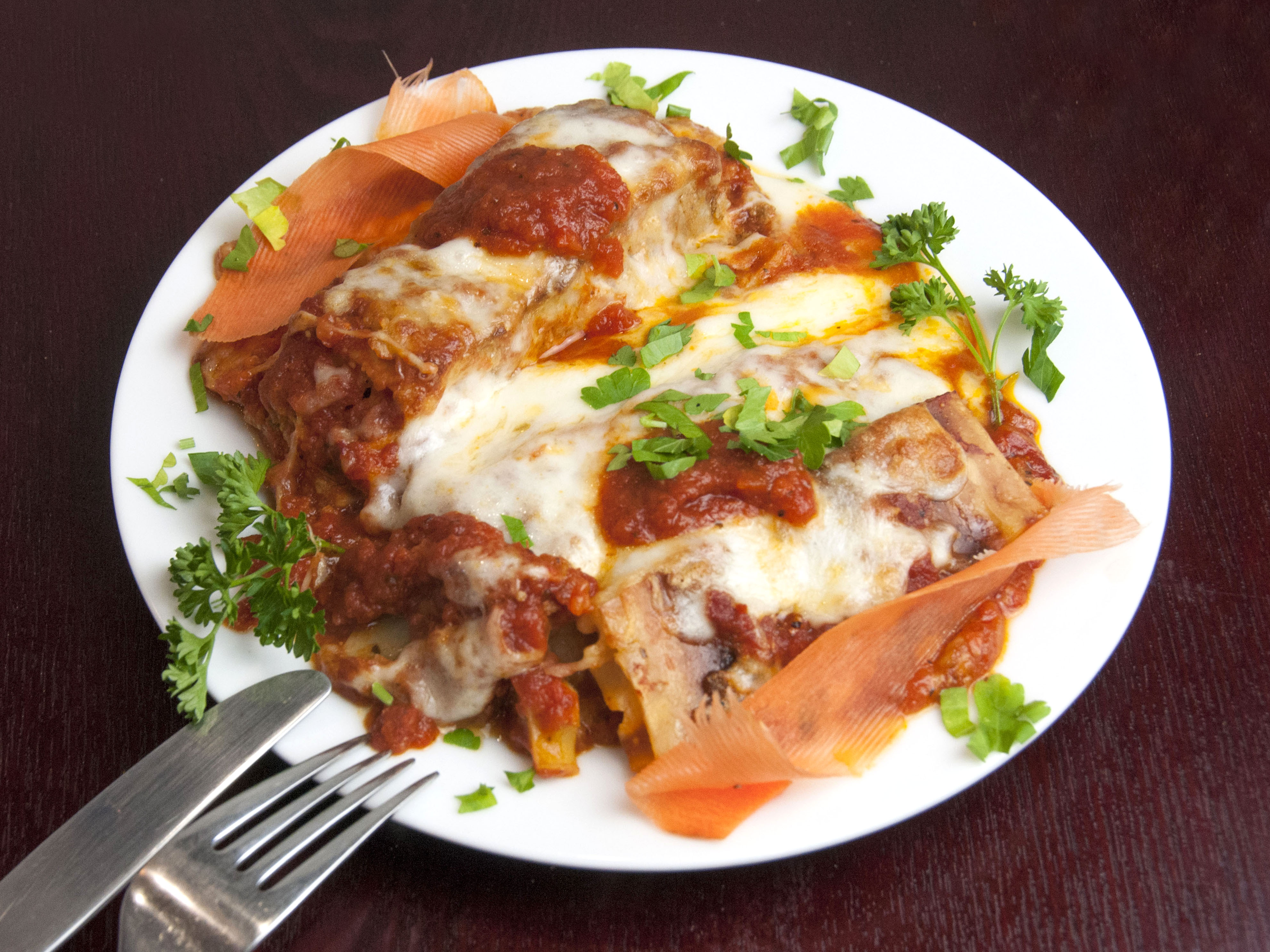 Order Meat Lasagna food online from Pizza Stop store, New York on bringmethat.com