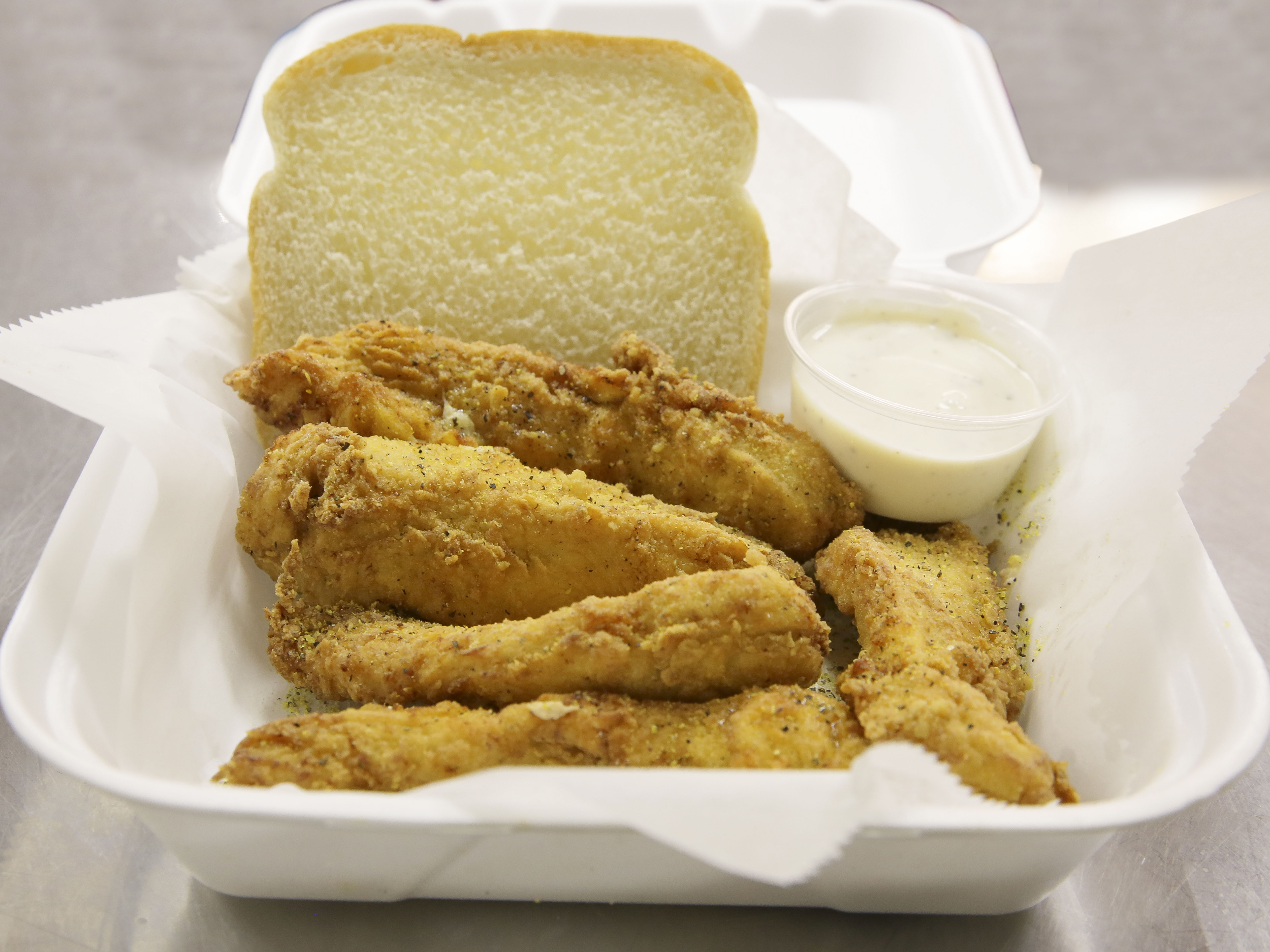 Order 5 Piece daddys Chicken Tender food online from Daddy Sub store, Milwaukee on bringmethat.com