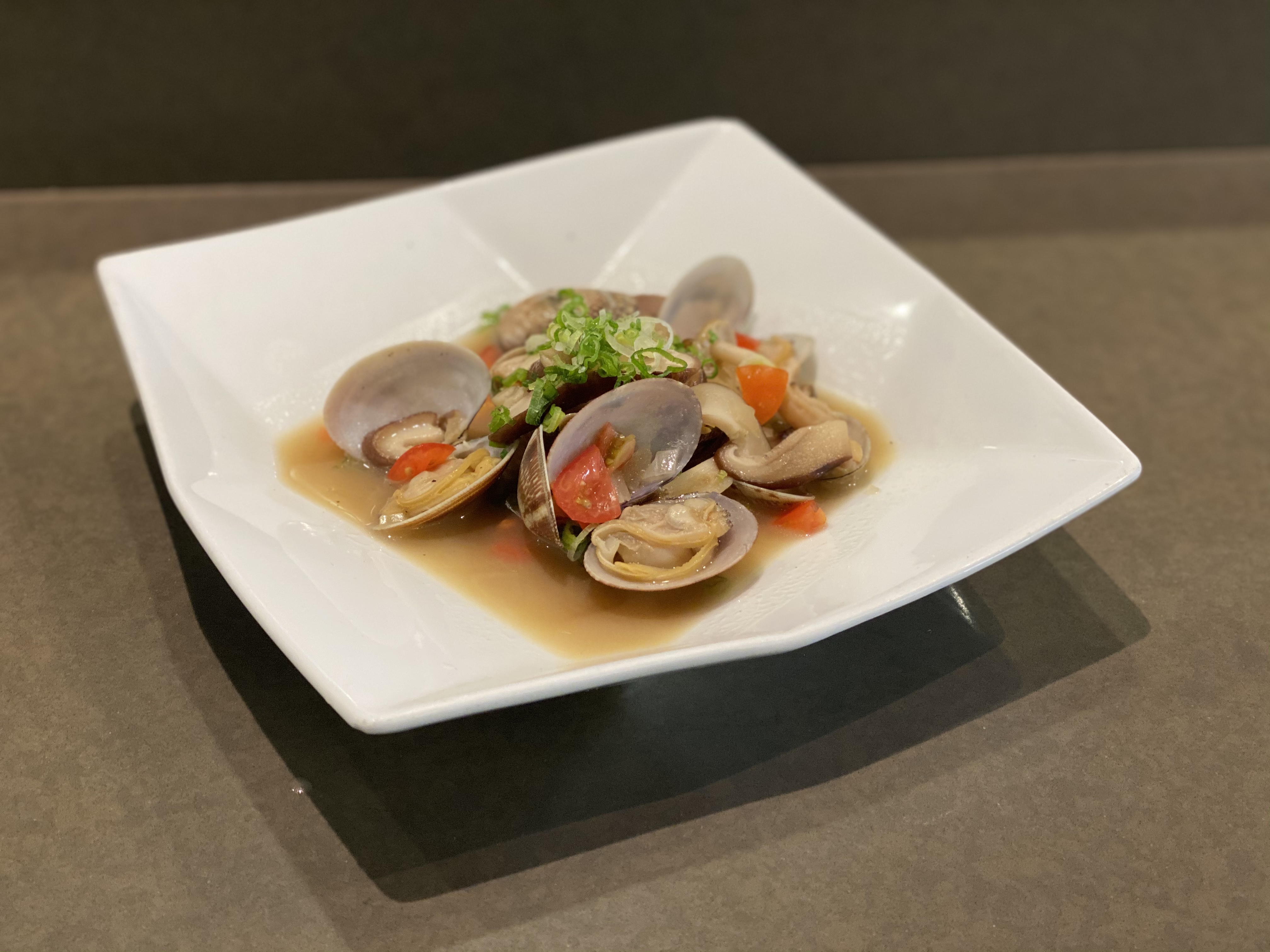 Order Steamed Clams food online from Kanpai Japanese Sushi Bar &amp; Gril store, Santa Monica on bringmethat.com