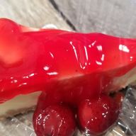 Order Strawberry Cheesecake food online from Kennedy Fried Chicken store, Queens on bringmethat.com