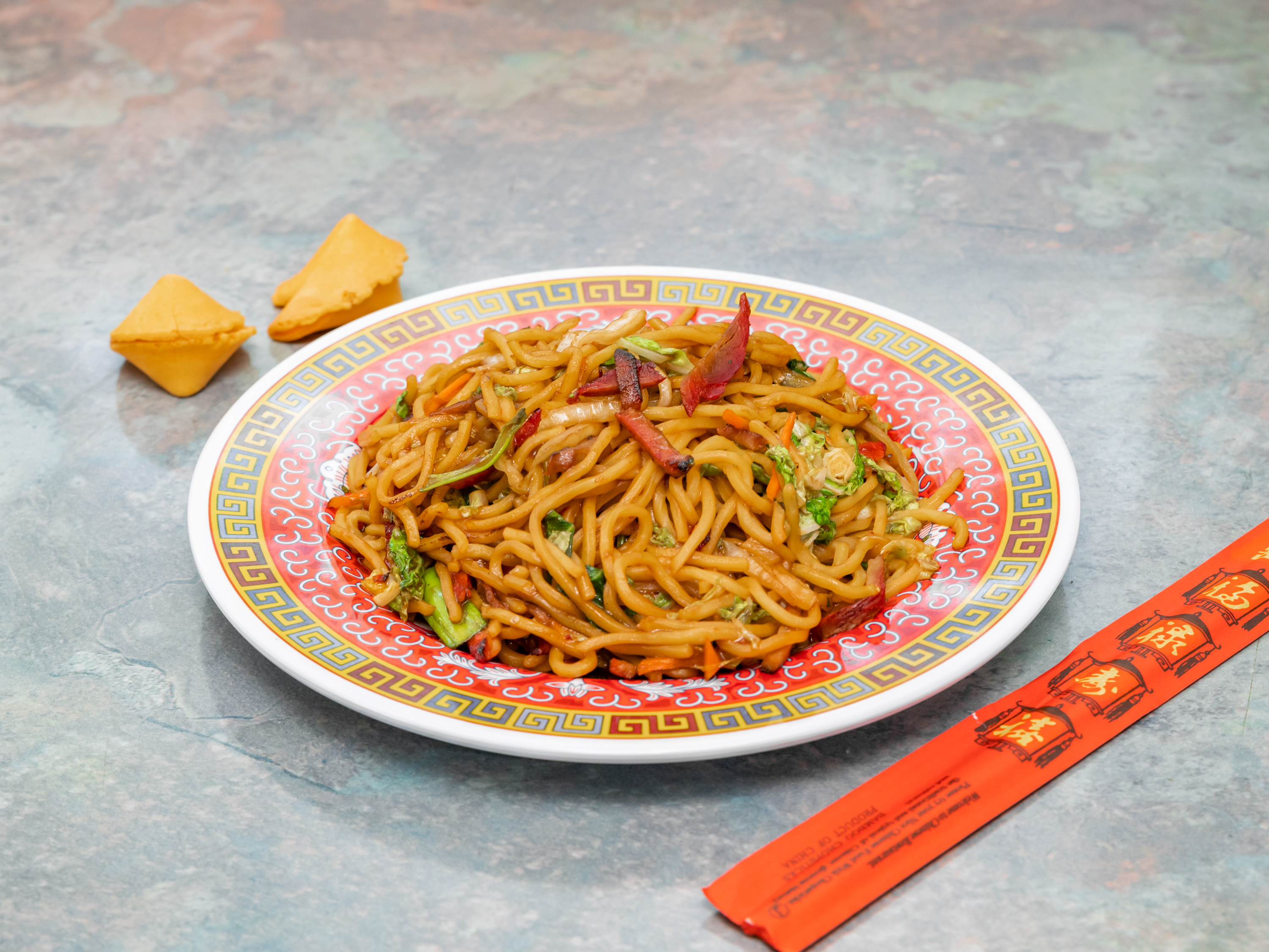 Order Roast Pork Lo Mein food online from China Ming store, Stratford on bringmethat.com
