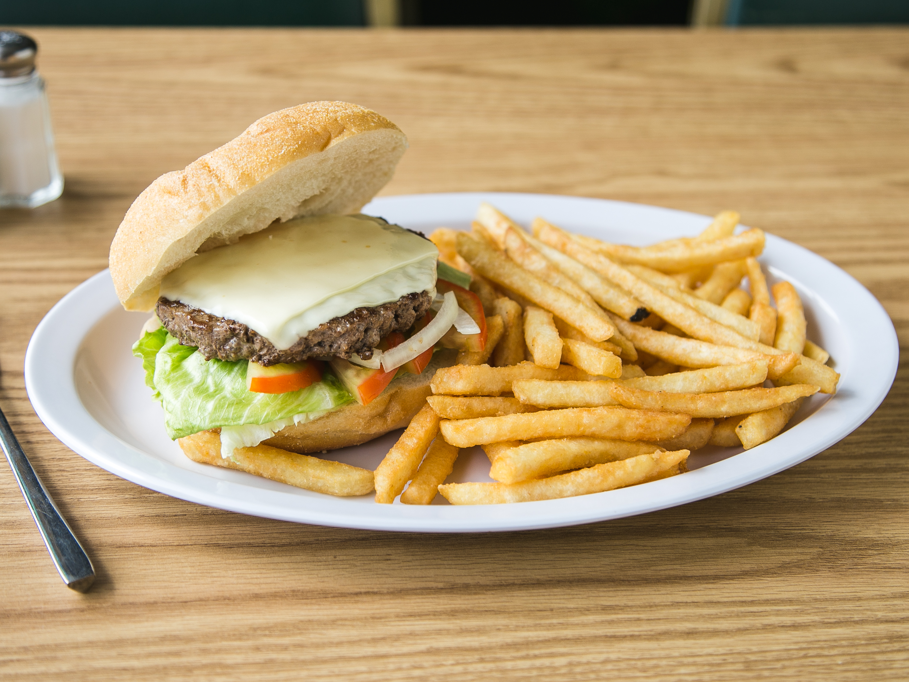 Order Cheeseburger Deluxe food online from Napoli's Pizzeria store, Bensalem on bringmethat.com