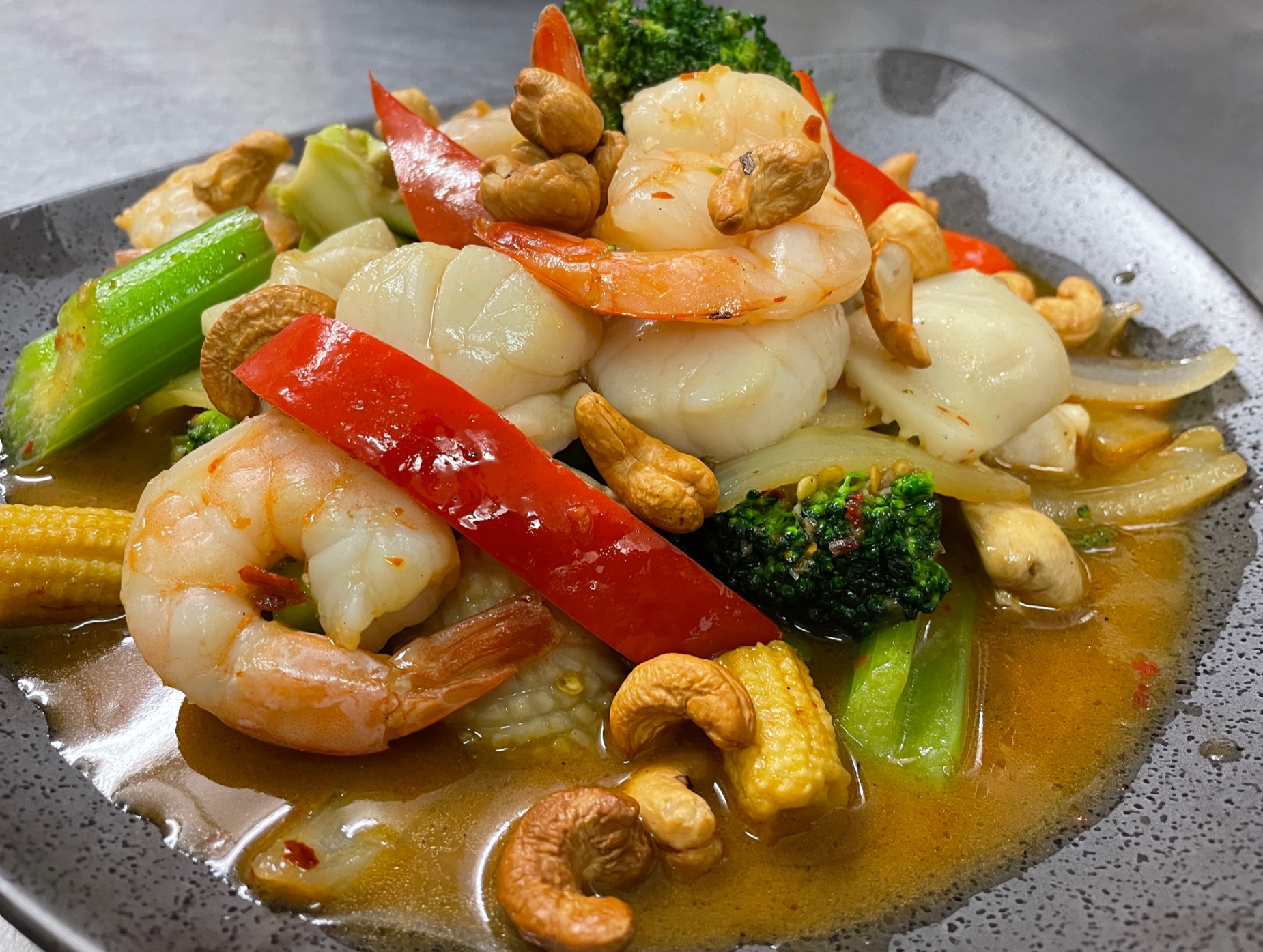 Order Seafood Dynasty  food online from Yoong Tong Thai Restaurant store, Northborough on bringmethat.com