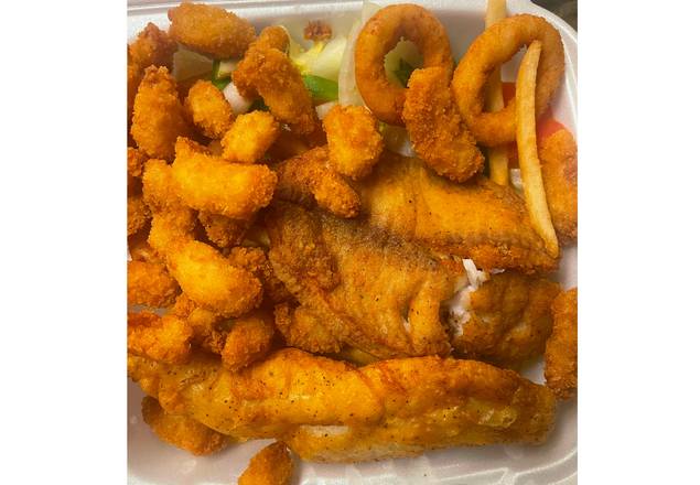 Order Fish & Shrimp Basket Dinner food online from Kennedy Fried Chicken store, Monticello on bringmethat.com