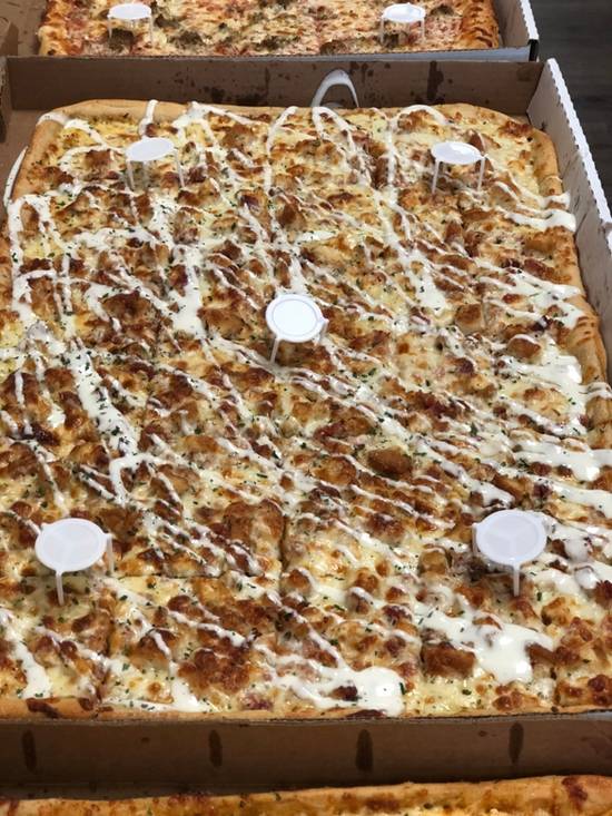 Order Chicken Bacon Ranch Pizza food online from The Pizza Cutters store, Syracuse on bringmethat.com
