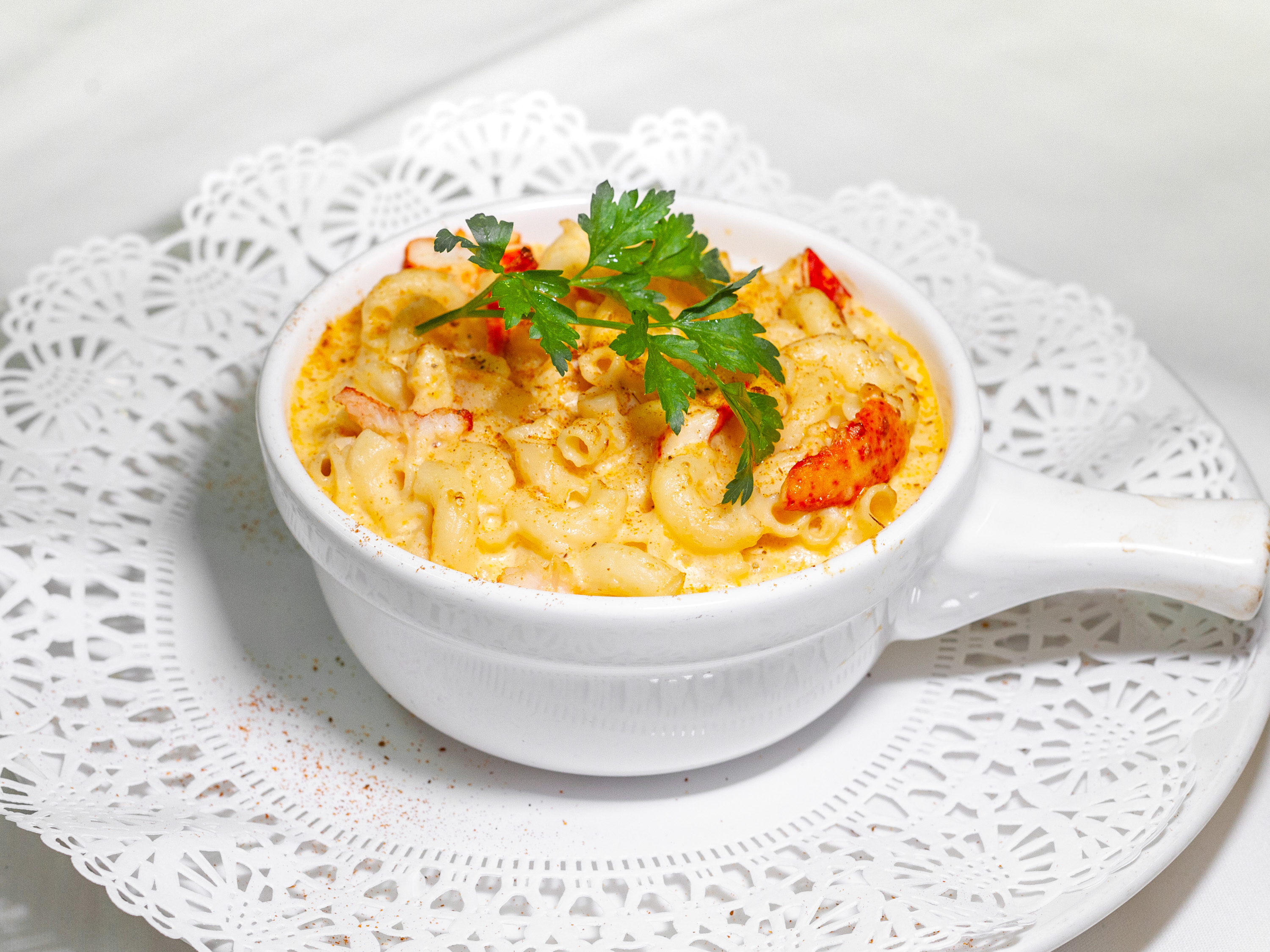 Order Lobster Mac and Cheese food online from Ventura's Offshore Cafe store, Northfield on bringmethat.com