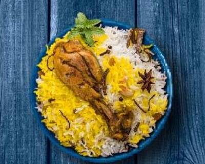 Order Aromatic Chicken Biryani  food online from Mad Over Curry store, Kennesaw on bringmethat.com