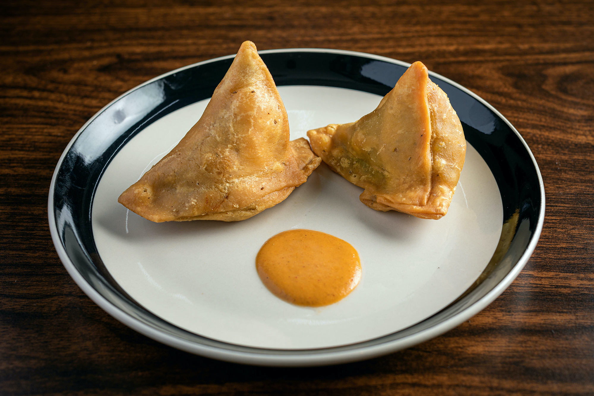 Order Vegetable Samosa food online from Curry Hunt store, Chicago on bringmethat.com