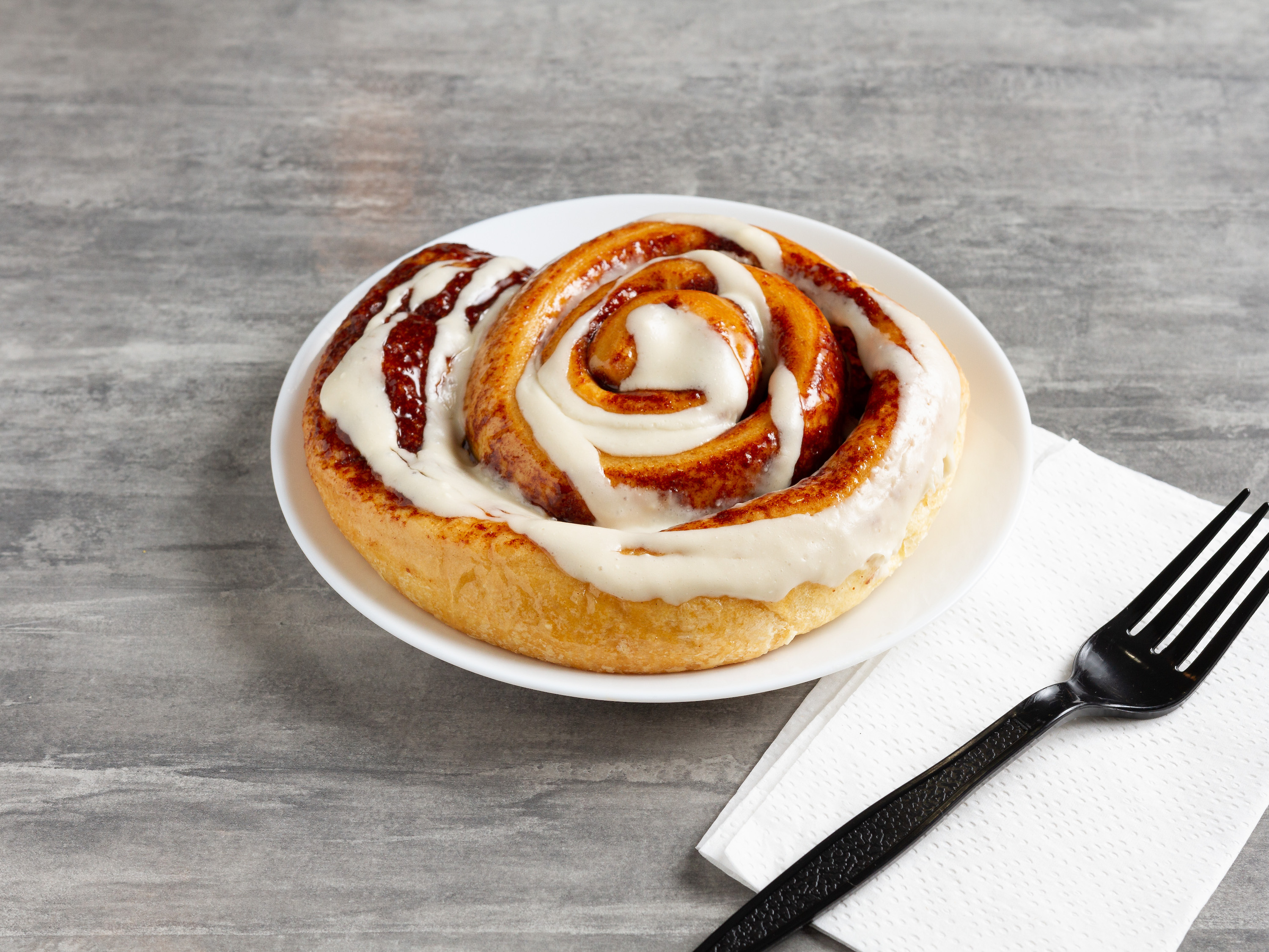 Order Cinnamon Roll- Large food online from Bobby Bagel Cafe store, Herndon on bringmethat.com
