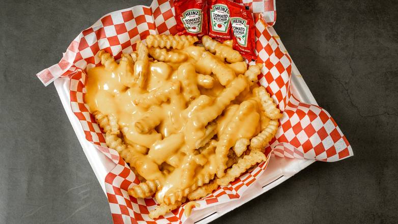 Order Side Cheese Fries food online from Munch Hut deli and store store, Athens (Clarke County) on bringmethat.com