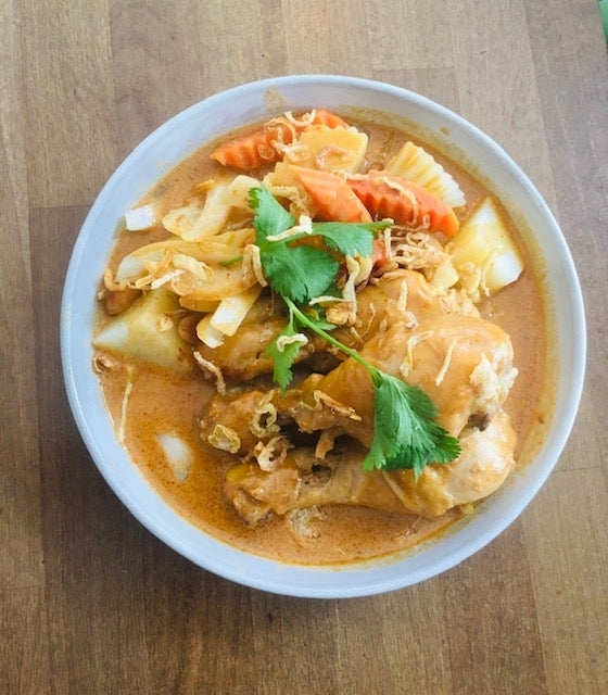 Order Massaman Curry with Chicken food online from Thai Table store, Berkeley on bringmethat.com