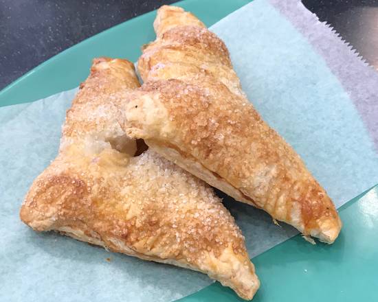 Order Apple Turnover  food online from Between Rounds Bagel &amp; Deli store, Manchester on bringmethat.com