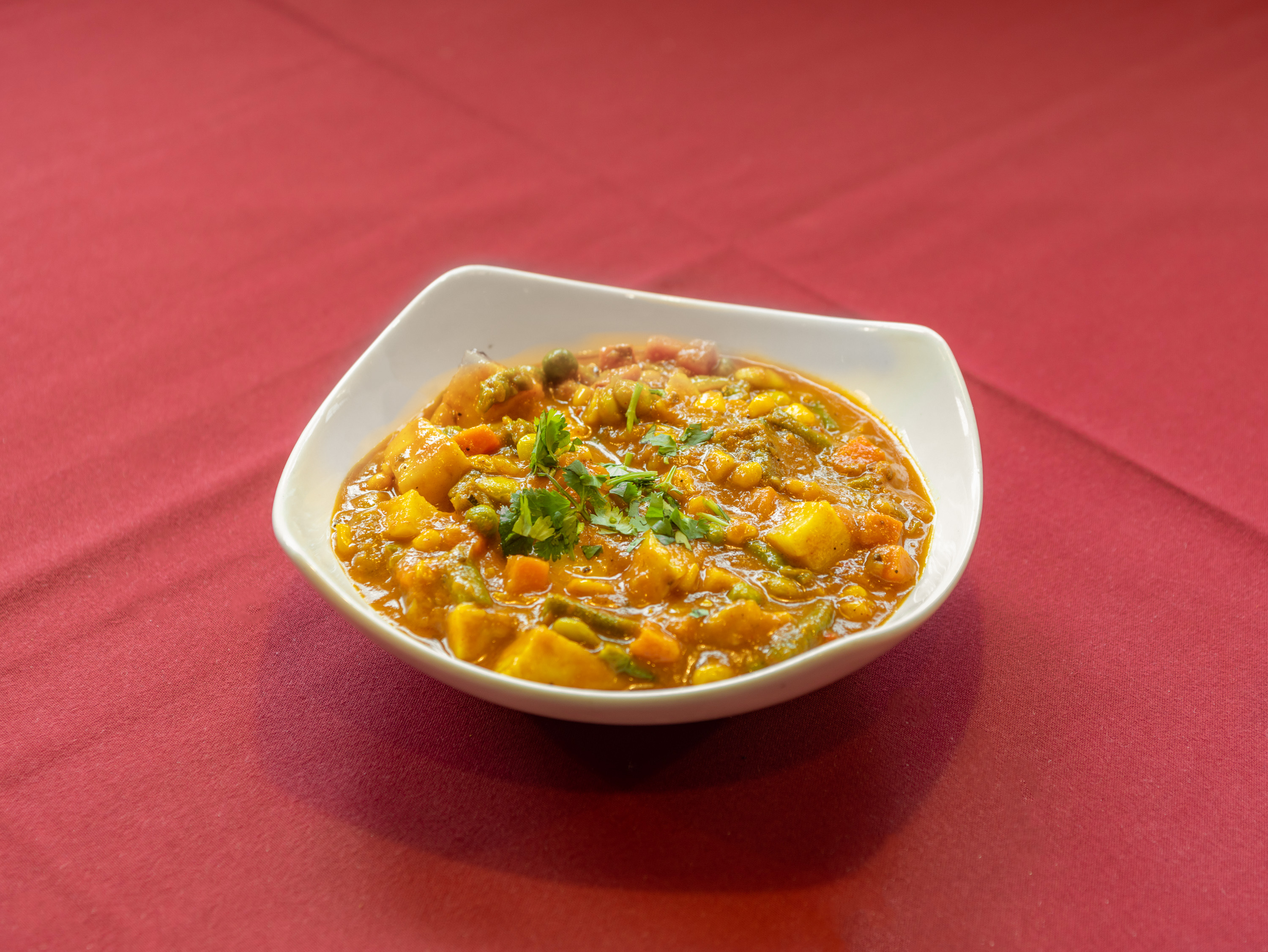 Order Curry food online from Haveli Indian Restaurant store, Saint Louis on bringmethat.com