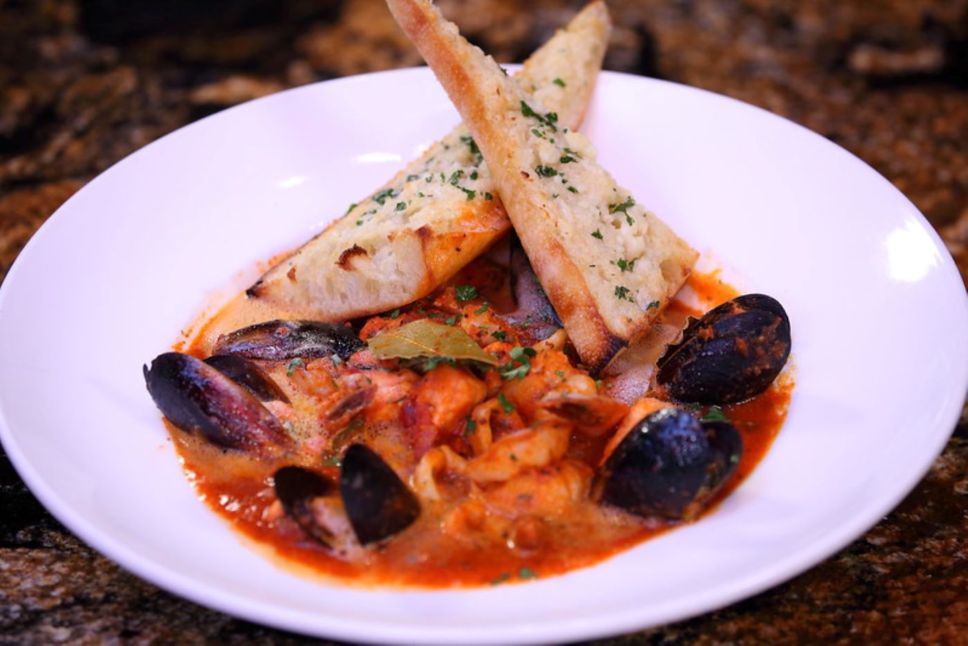 Order Seafood Cioppino food online from Skipolini Pizza store, Folsom on bringmethat.com