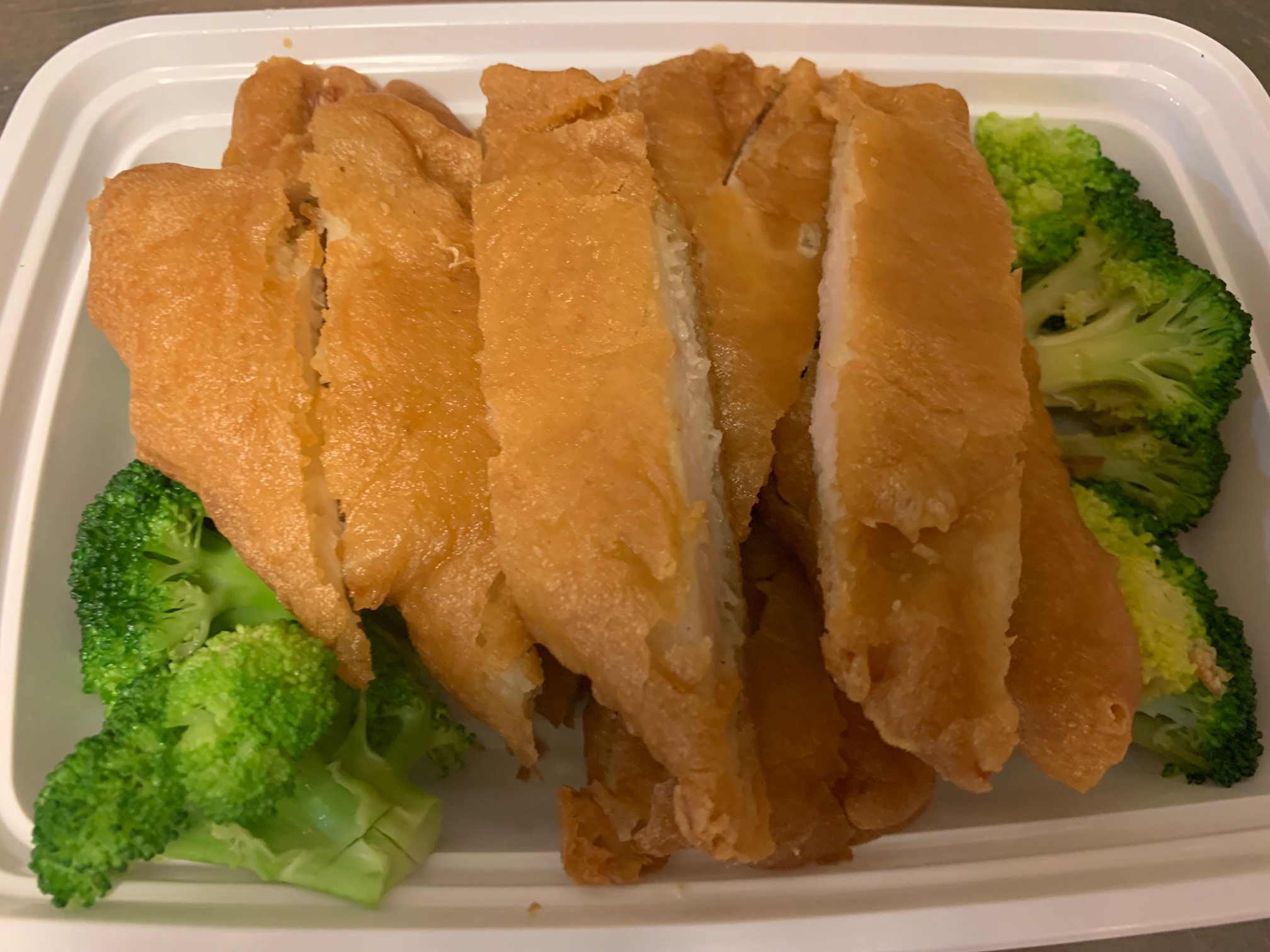 Order 柠檬鸡 / Fried Lemon Chicken food online from China King store, Lansdale on bringmethat.com