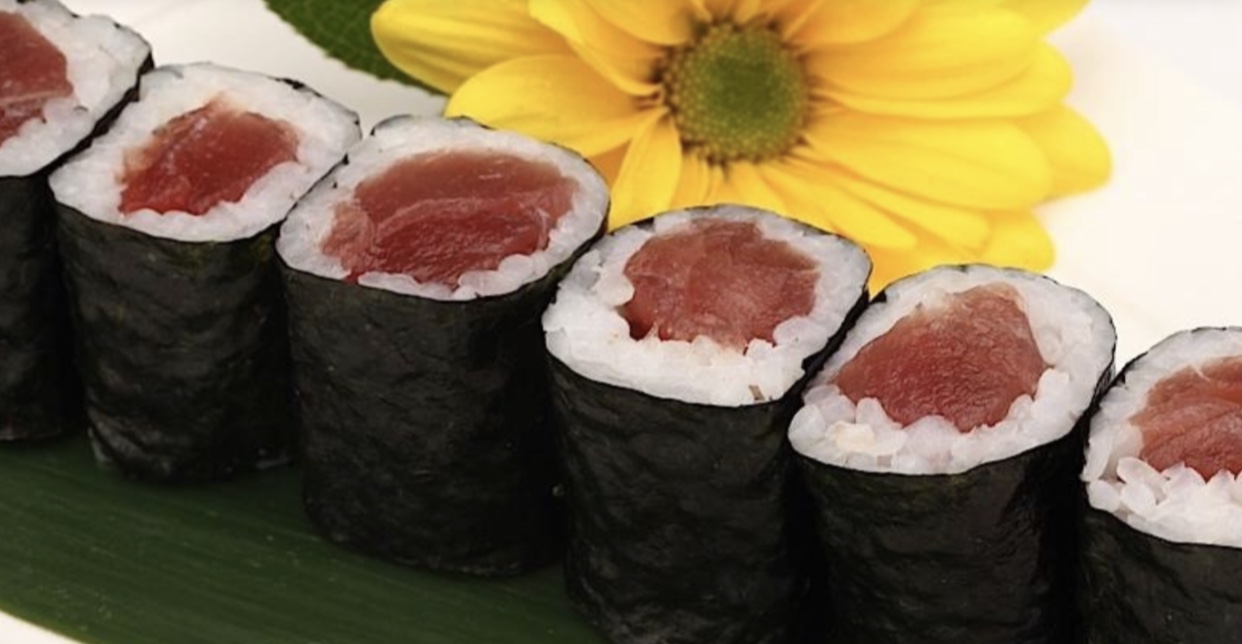 Order Tuna Roll food online from Akimoto sushi store, New York on bringmethat.com
