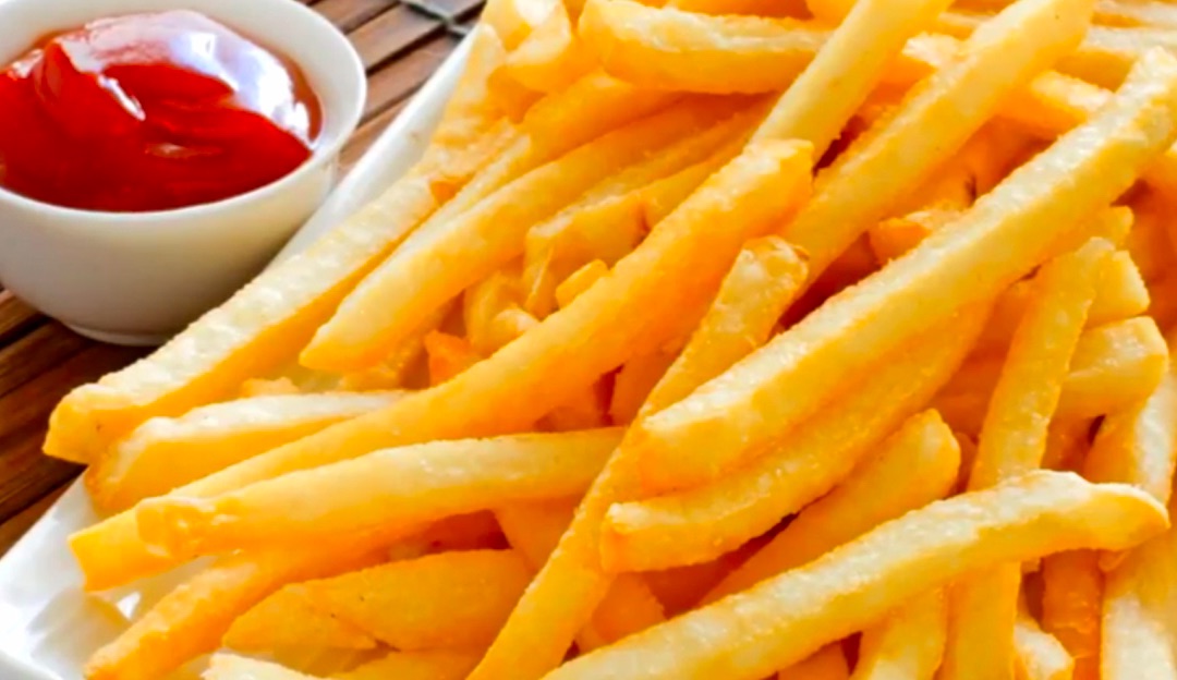 Order French Fries food online from Gyro King store, Newark on bringmethat.com