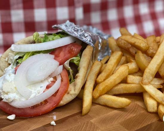 Order Gyro Platter food online from Manny & Olga's Pizza store, Bethesda on bringmethat.com