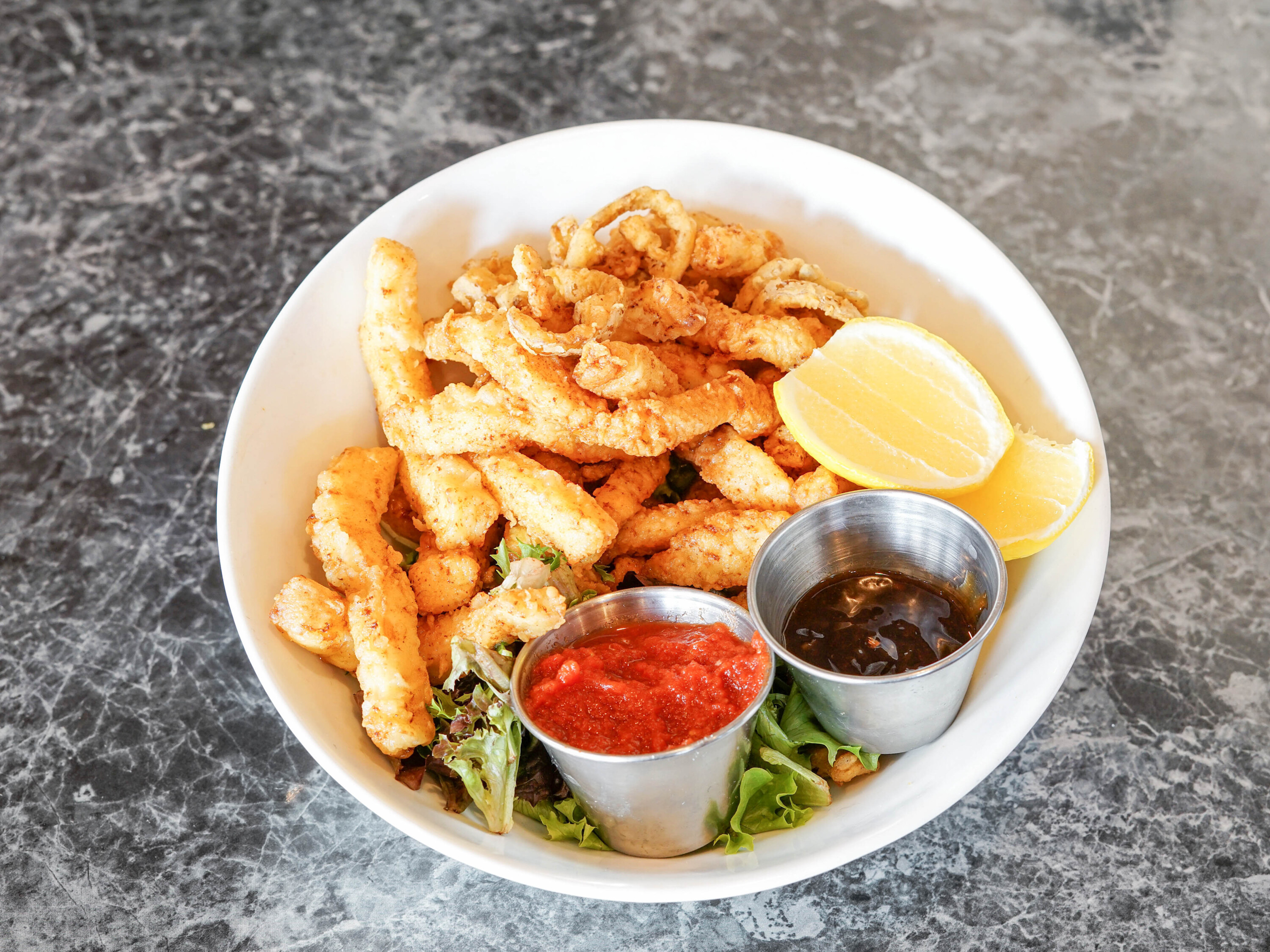 Order Flash Fried Calamari food online from The Ridley House store, Holmes on bringmethat.com